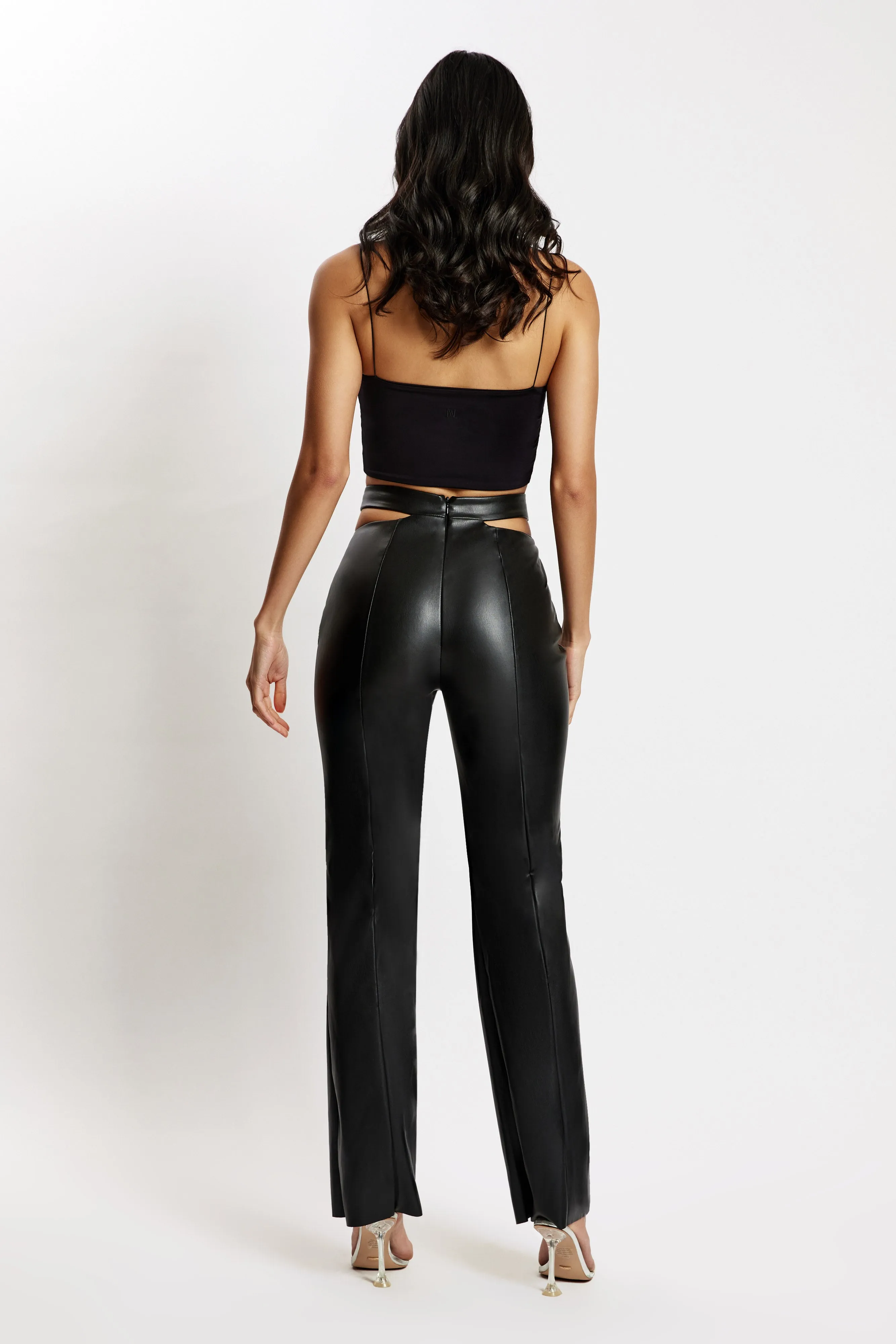 Yvonne Cami Crop Top - Black